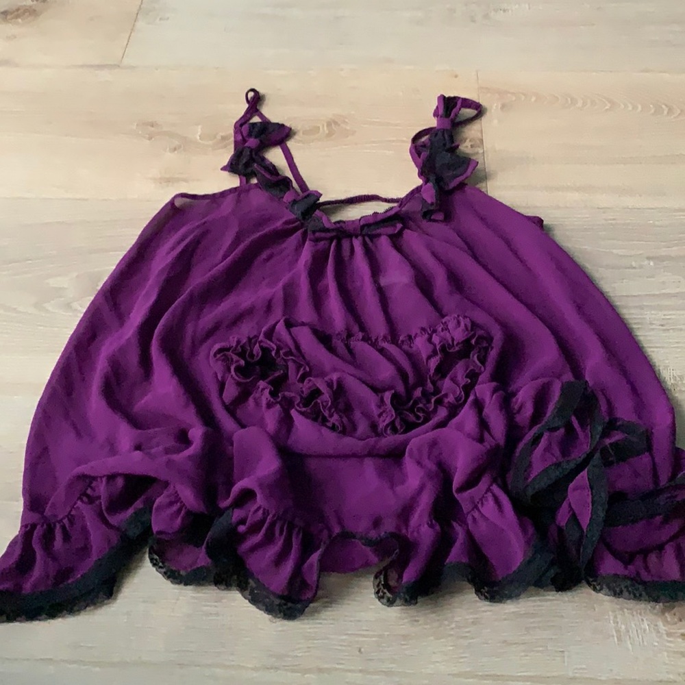 Beautiful deep purple demure two piece lingerie set, cami & undies, size medium